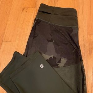 Lululemon crop camo and mesh leggings size 4